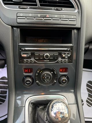 Peugeot 5008 1.6 HDI 2016