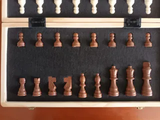 Tablero de ajedrez plegable imantado