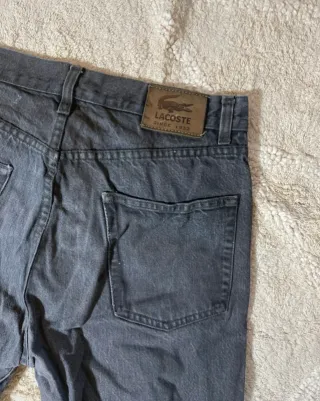 Lacoste Jeans Recto Ancho Gris Retro