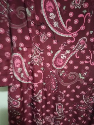 Taglia 42, marca Flame Paisley e Micro-Pattern