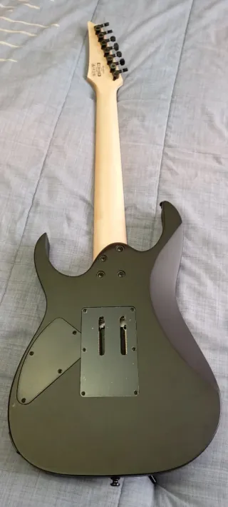 Chitarra elettrica Ibanez a 7 corde RG7420EXBKF