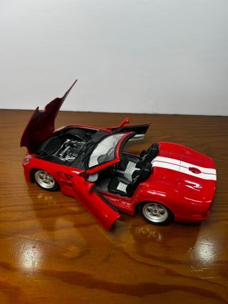 Maqueta Shelby Series 1 1:18