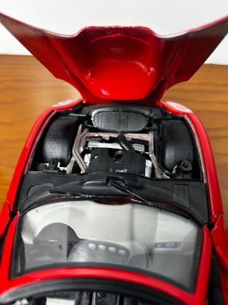 Maqueta Shelby Series 1 1:18