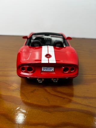 Maqueta Shelby Series 1 1:18