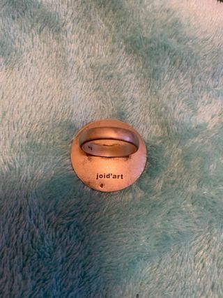 Anillo de plata con diseño en gotas