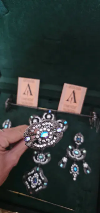 Aderezo Fallera Plata y azul y Gargantilla