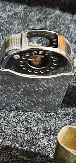 Lote 6 accendini Zippo e altri