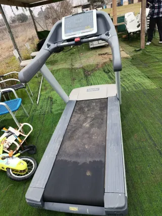 Tapis Roulant Technogym Excite, ideale per allenamenti a casa