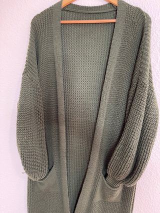 Abrigo largo de punto verde