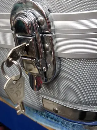 Maleta de trabajo  con herramientas