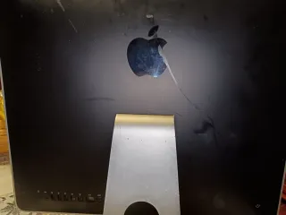 Apple MacBook + Monitor Apple