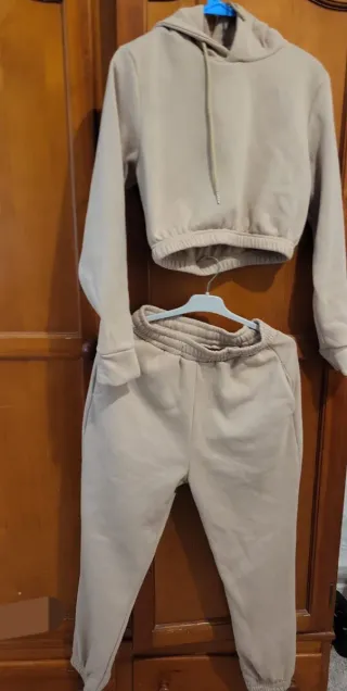 Conjunto chándal mujer beig Pantalón vaqueros