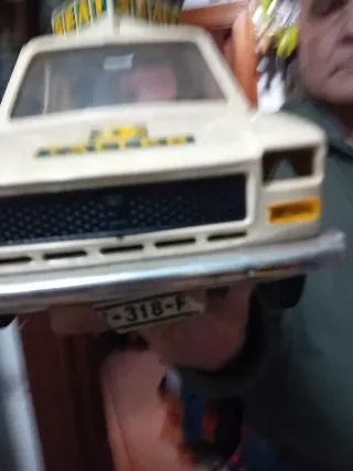 Maqueta Seat de 127 de sanchis Servicio Taller