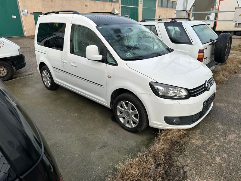 Volkswagen Caddy 30 aniversario (Averia motor) - foto 1