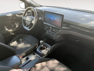 Ford Focus 1.0 Ecoboost MHEV 114kW ST-Line