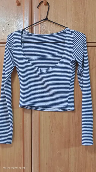 Lote 3 Tops Bershka Talla XS Verde