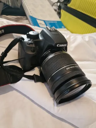 Canon EOS 1000D Cámara Digital Negra