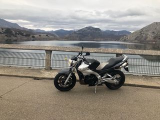 Suzuki GSR600 Naked 600cc Manual