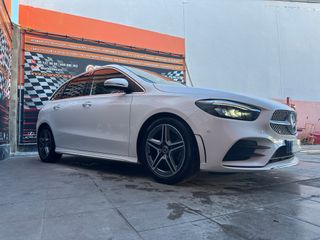 MERCEDES-BENZ Clase B B180 D AMG