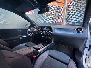 MERCEDES-BENZ Clase B B180 D AMG