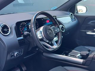 MERCEDES-BENZ Clase B B180 D AMG