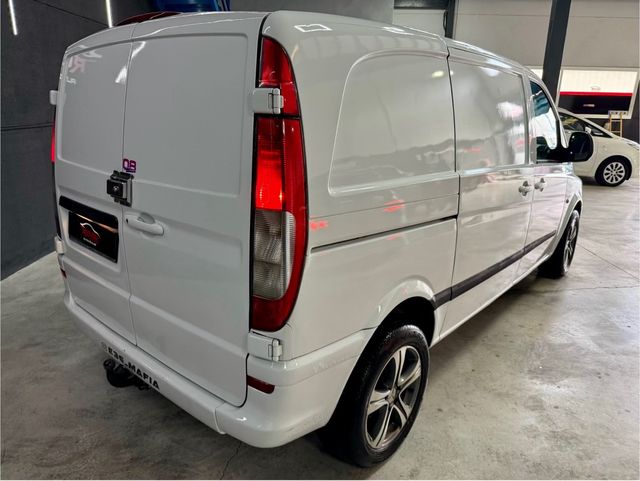 Mercedes-Benz Vito 3Plazas etiqueta Bola remolque
