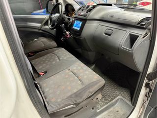 Mercedes-Benz Vito 3Plazas etiqueta Bola remolque