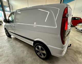 Mercedes-Benz Vito 3Plazas etiqueta Bola remolque