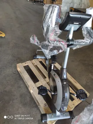 Bicicleta reclinada BH H854B