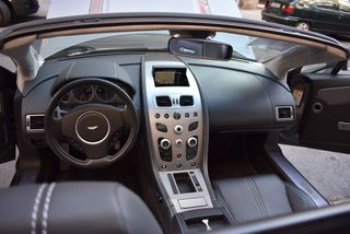 Aston Martin Vantage 2016