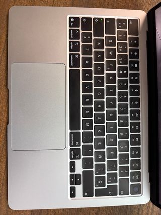 MacBook Air 13” M4 16GB 512GB 2025