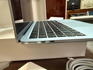 MacBook Air 13” M4 16GB 512GB 2025