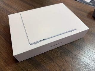 MacBook Air 13” M4 16GB 512GB 2025