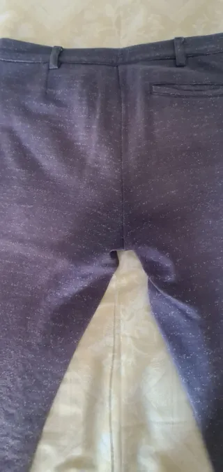 Pantalón chándal deportivo gris/morado