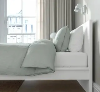 Cama Malm Ikea Blanca y Multicolor