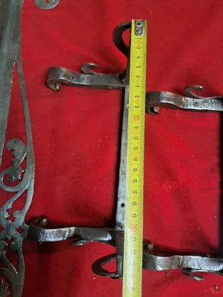 Repisa de forja artesanal morez