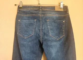 Conjunto vaquero chaleco y pantalón