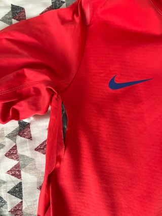 Sudadera Oficial Atlético de Madrid Nike Roja.