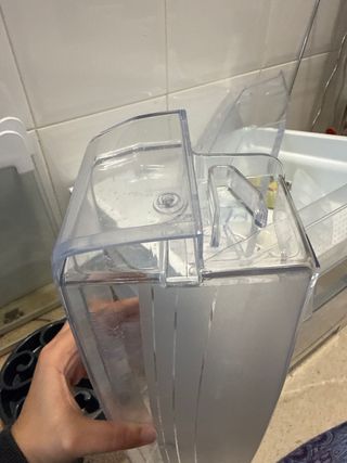 Balda Huevera LG con Tapa