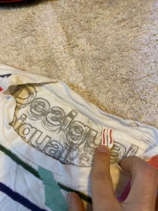 Camiseta Desigual blanca rayas multicolor