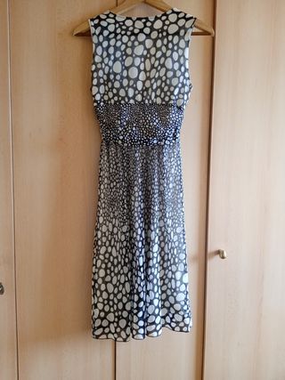 4 vestidos de Mango y MNG