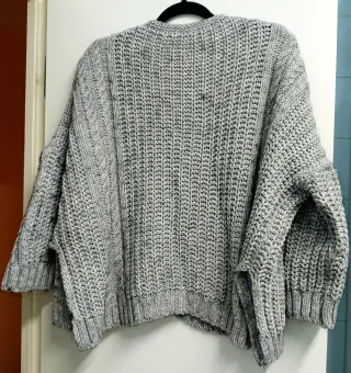 Jersey oversize punto trenzado gris