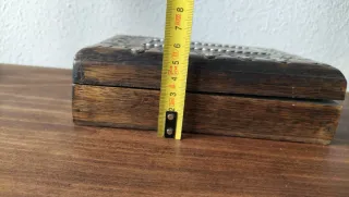 Scatola in legno vintage decorata