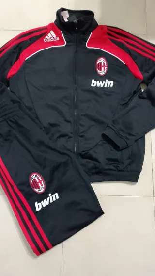 Tuta Adidas AC Milan Bwin tg 14 anni