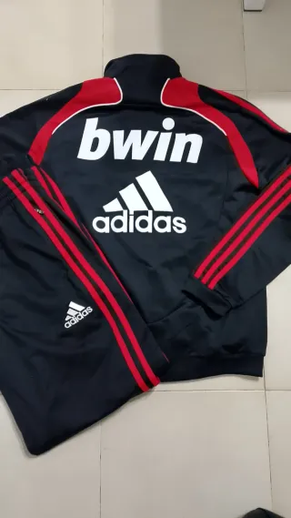 Tuta Adidas AC Milan Bwin tg 14 anni