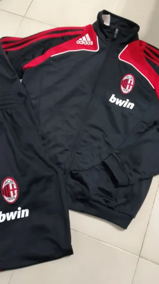 Tuta Adidas AC Milan Bwin tg 14 anni