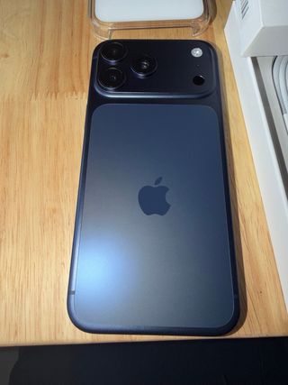 iPhone 17 Pro Max Azul Marino