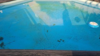 Piscina hexagonal de madera desmontable