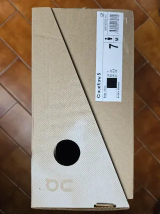 Zapatillas On Cloudflow 5. Talla 40 Gris/Azul