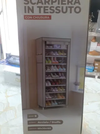 Scarpiera in tessuto beige e multicolor